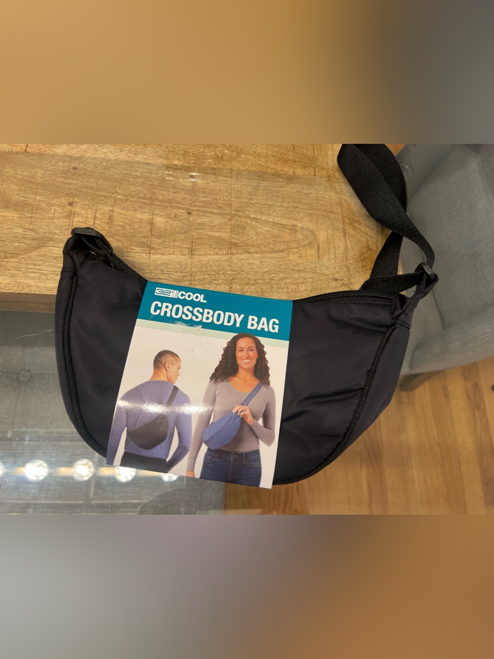 32 Degrees Unisex Coronet Black Crossbody Bag Water Resistant